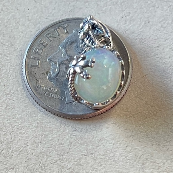 Natural Opal Pendant S925 Sterling Sliver Crystal Gemstone - Picture 8 of 8